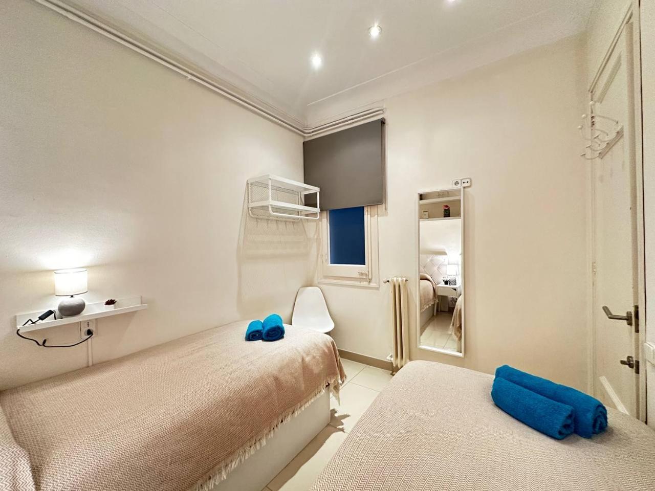 Rooms Gran Via Барселона Екстер'єр фото