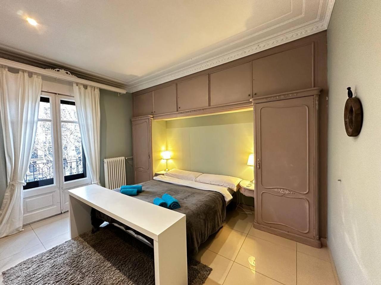 Rooms Gran Via Барселона Екстер'єр фото